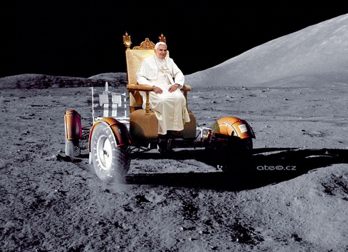Lunar Papamobil